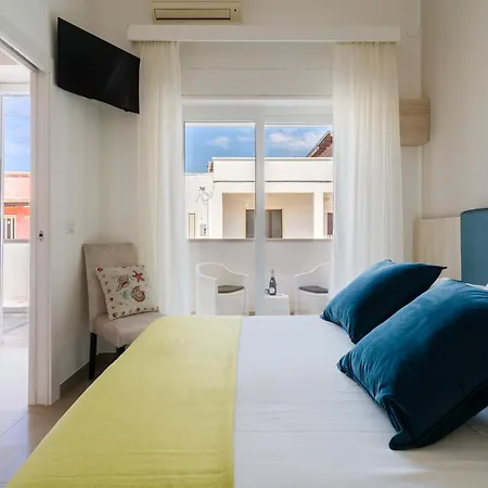 Baia Di Torre Squillace Bed & Breakfast