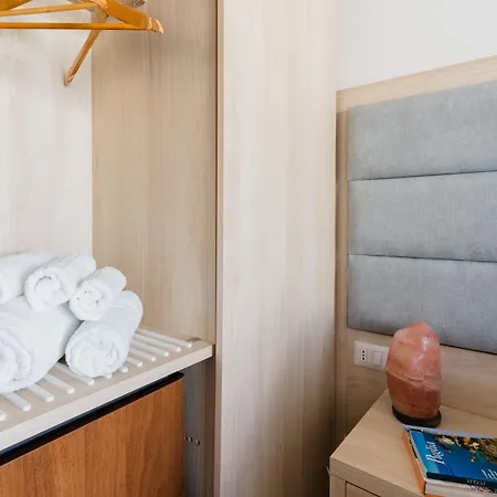 Baia Di Torre Squillace Bed & Breakfast 3*