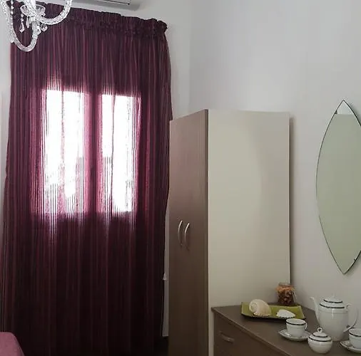 Baia Di Torre Squillace Bed & Breakfast 3*