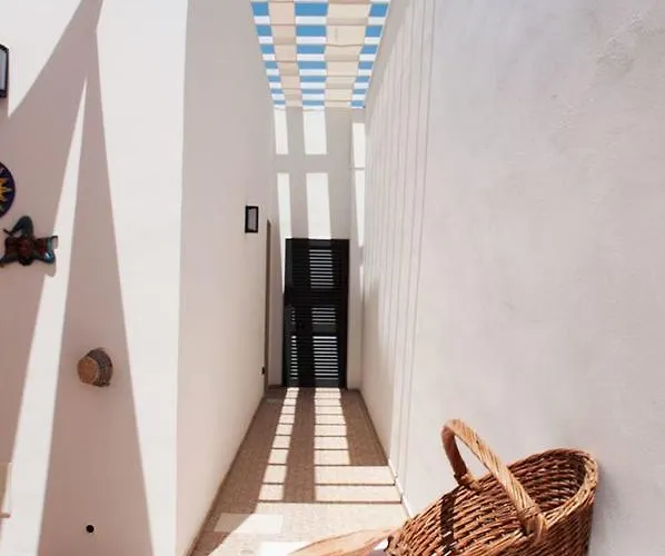 Baia Di Torre Squillace 3* Sant Isidoro (Apulia)