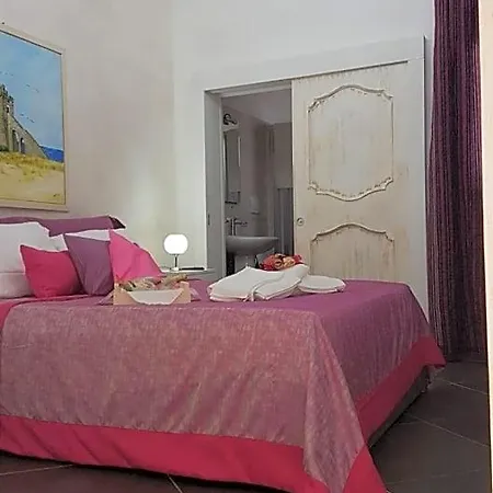 Bed & Breakfast Baia Di Torre Squillace 3*