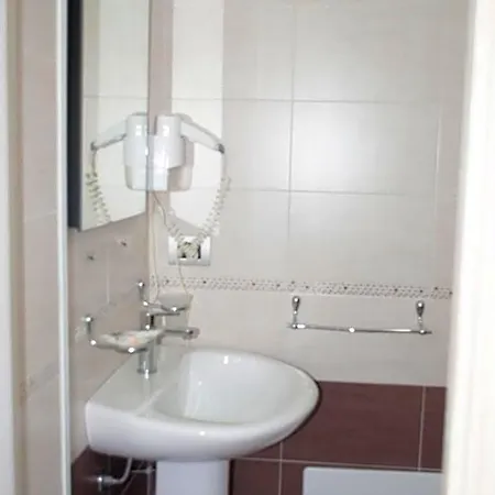 Baia Di Torre Squillace Bed & Breakfast