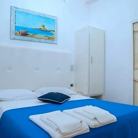 Baia Di Torre Squillace Bed & Breakfast