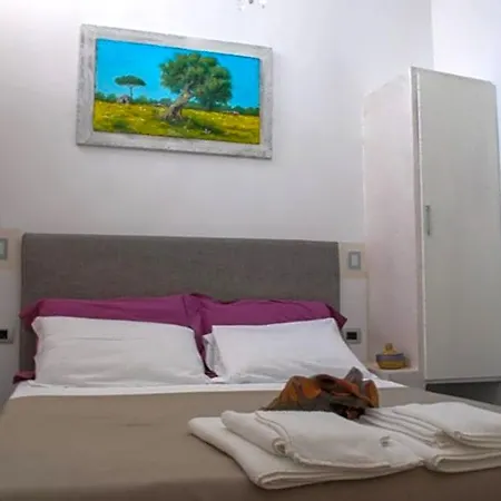 Bed & Breakfast Baia Di Torre Squillace 3*