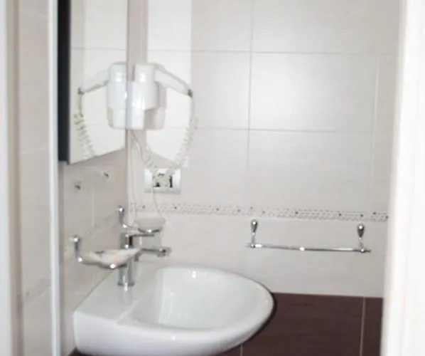 Frühstückspension Baia Di Torre Squillace 3*